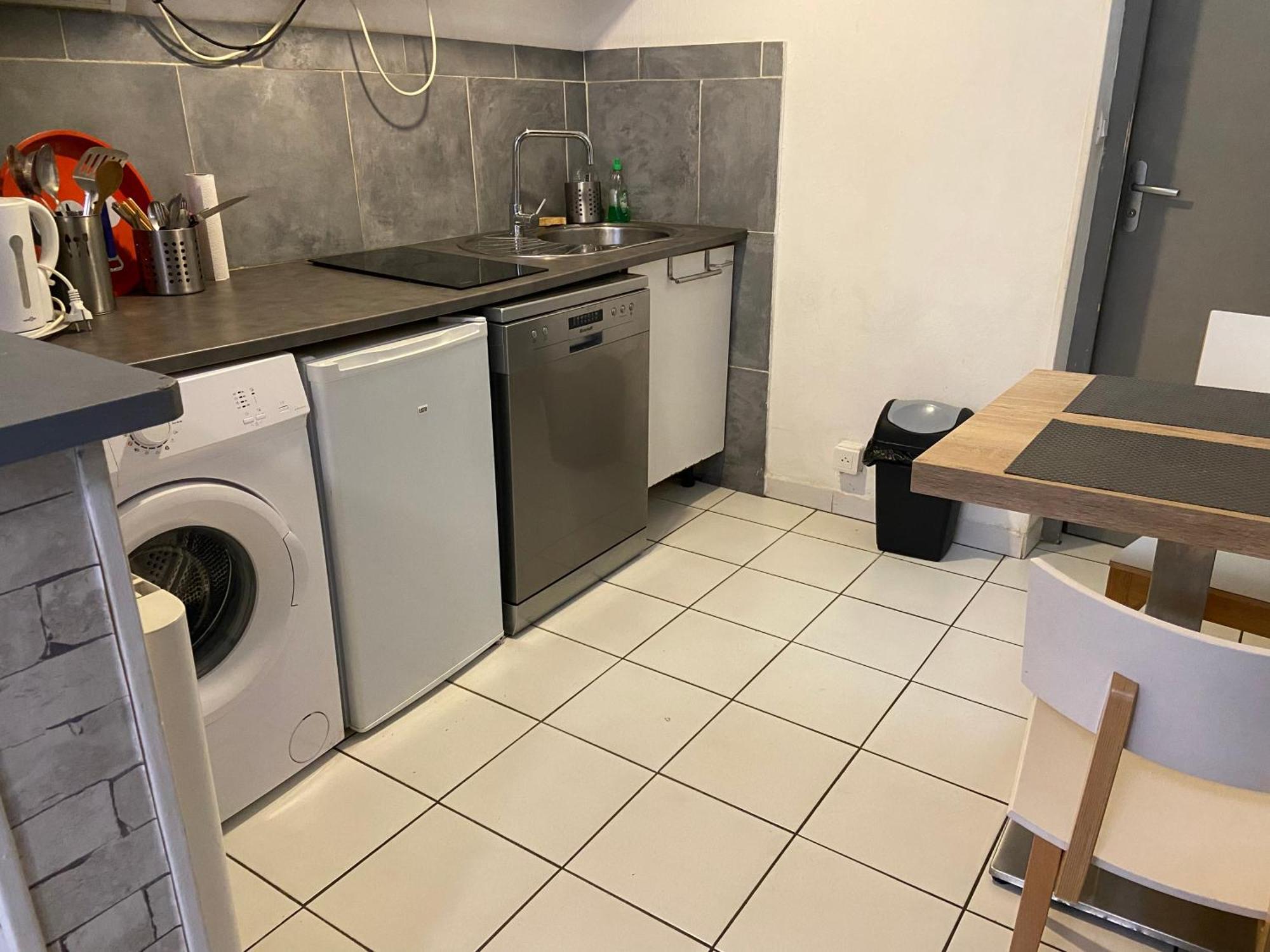Studio Triangle Arene Gare Maison Carree Placette Ним Экстерьер фото