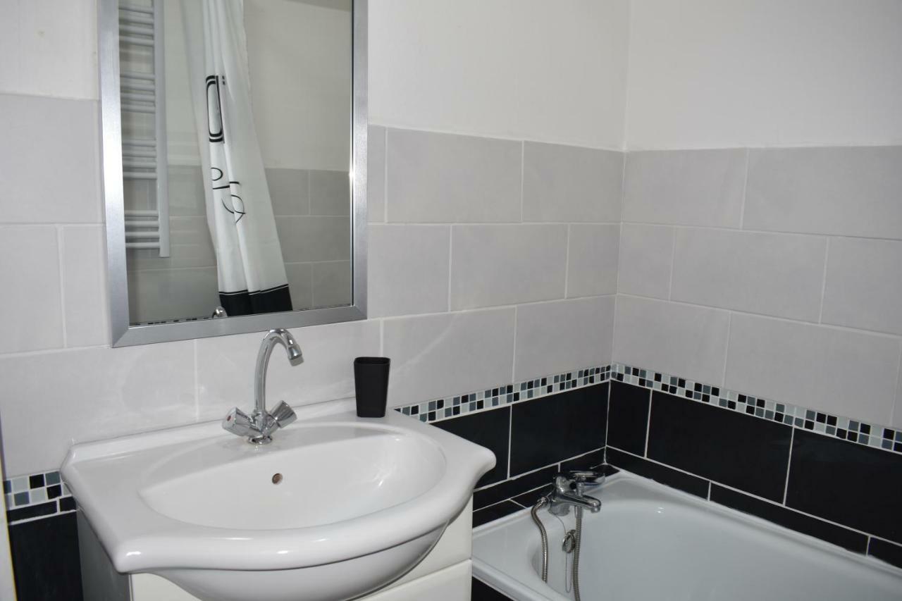 Studio Triangle Arene Gare Maison Carree Placette Ним Экстерьер фото